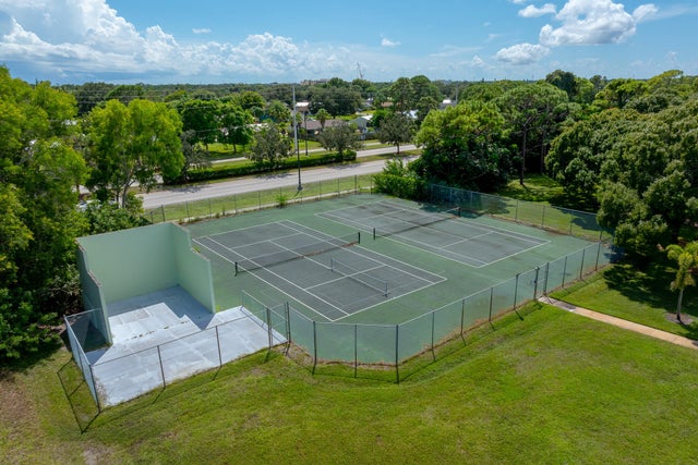 5 of 36 - 2109 Se Wild Meadow Circle, Port Saint Lucie, FL