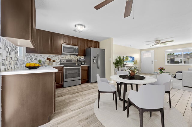 2 of 22 - 1357 Ryan Lane, Royal Palm Beach, FL