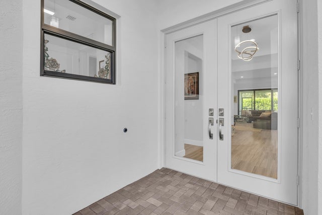 4 of 65 - 10961 Sw Freshwater Court, Port Saint Lucie, FL