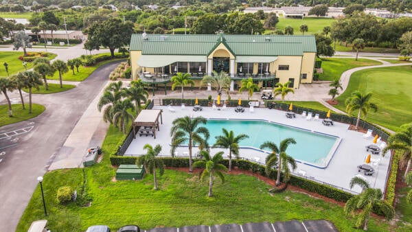 2 of 39 - 4190 Gator Greens Way #12, Fort Pierce, FL
