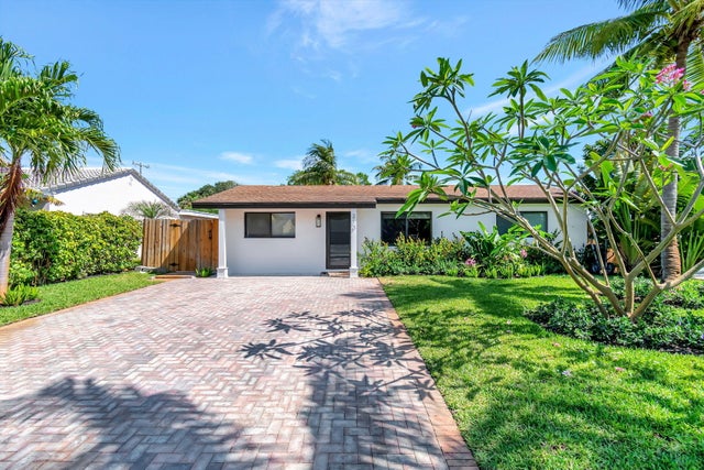 1 of 61 - 213 Se 24th Avenue, Boynton Beach, FL