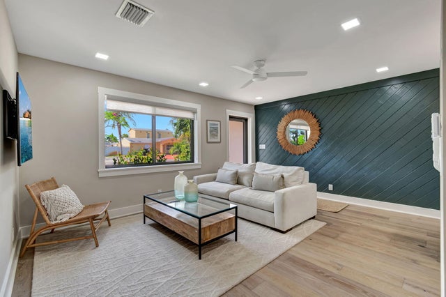 2 of 61 - 213 Se 24th Avenue, Boynton Beach, FL