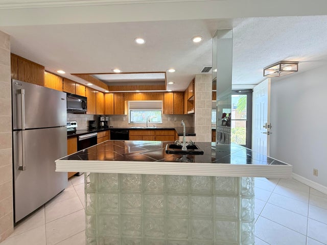 5 of 34 - 401 Clubhouse Circle #401a, Jupiter, FL
