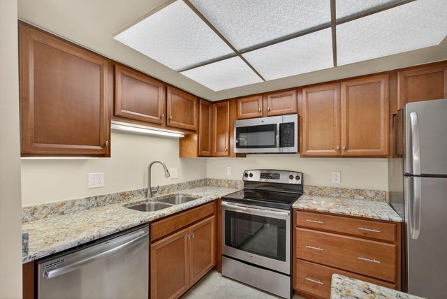 1 of 41 - 4169 Oak Terrace Drive, Greenacres, FL