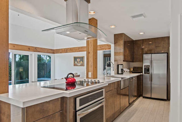 1 of 36 - 11792 Wimbledon Circle, Wellington, FL
