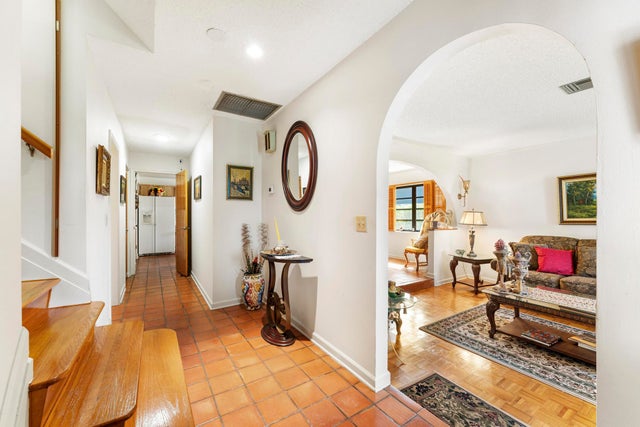 4 of 49 - 2282 Palmetto Road, West Palm Beach, FL