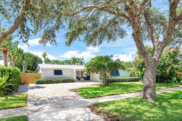 2 of 50 - 777 Lagoon Drive, North Palm Beach, FL