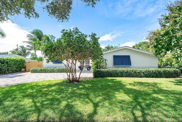 4 of 50 - 777 Lagoon Drive, North Palm Beach, FL