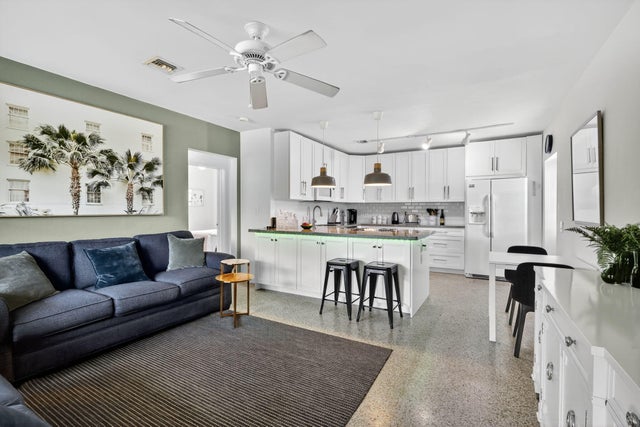 3 of 17 - 1717 N Ocean Breeze, Lake Worth Beach, FL