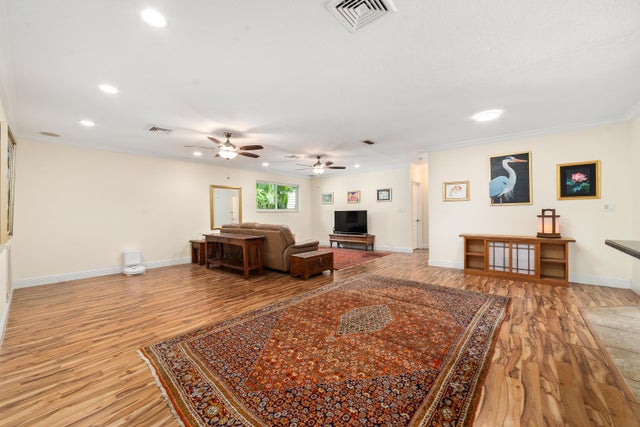 4 of 36 - 1040 Renmar Drive, Plantation, FL