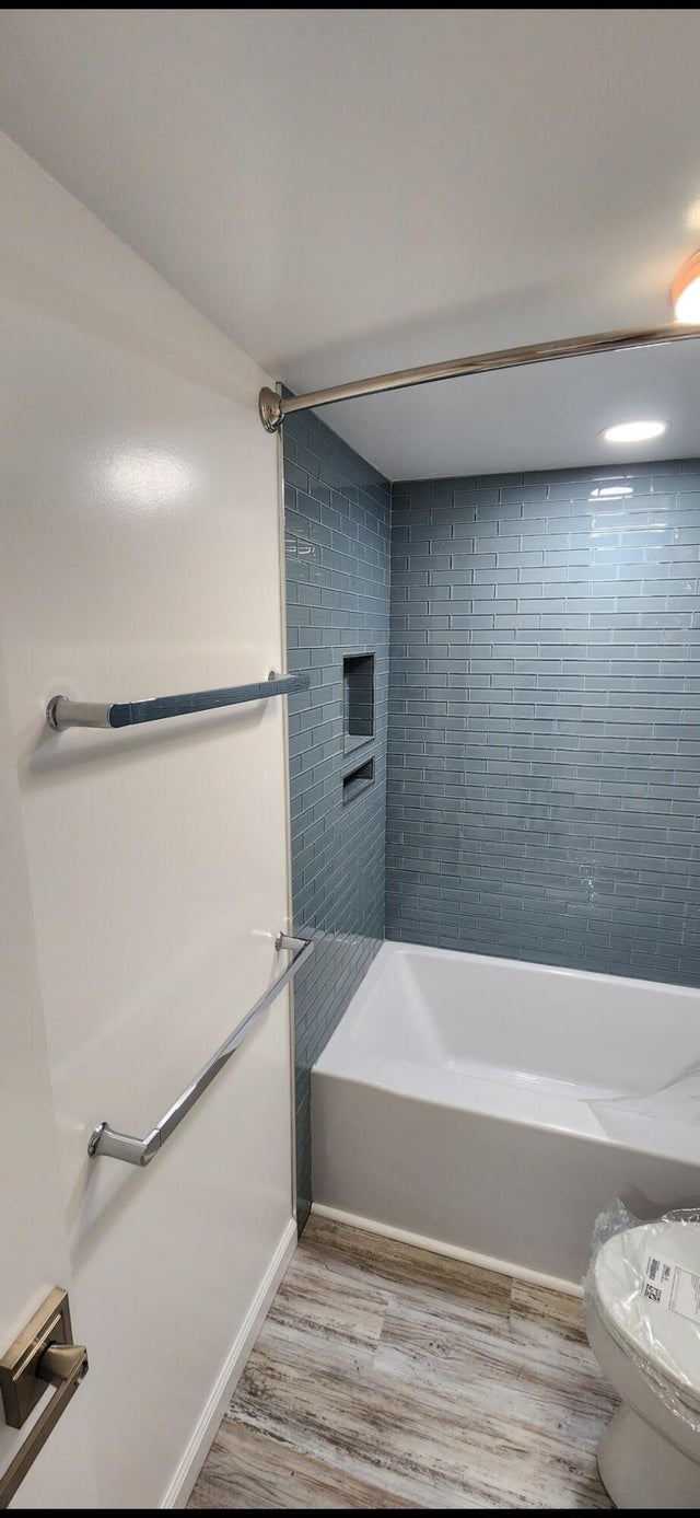 5 of 16 - 243 Castlewood Drive #2, North Palm Beach, FL