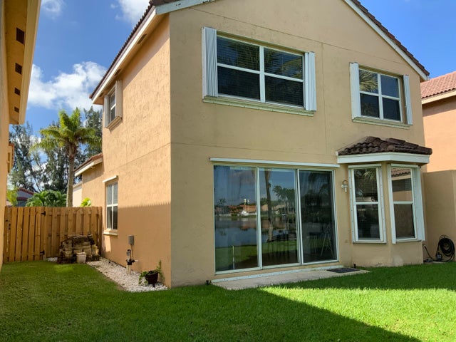 4 of 11 - 7835 Springfield Lake Drive, Lake Worth, FL
