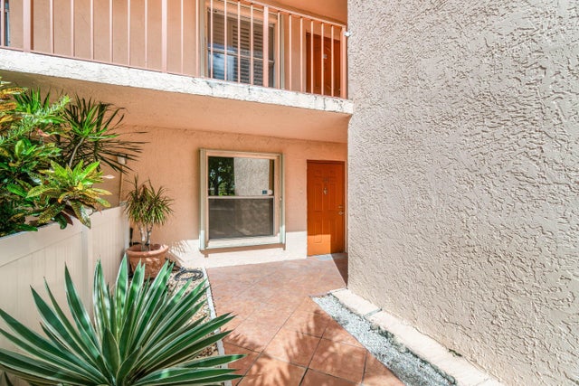 3 of 41 - 14623 Bonaire Boulevard #110, Delray Beach, FL