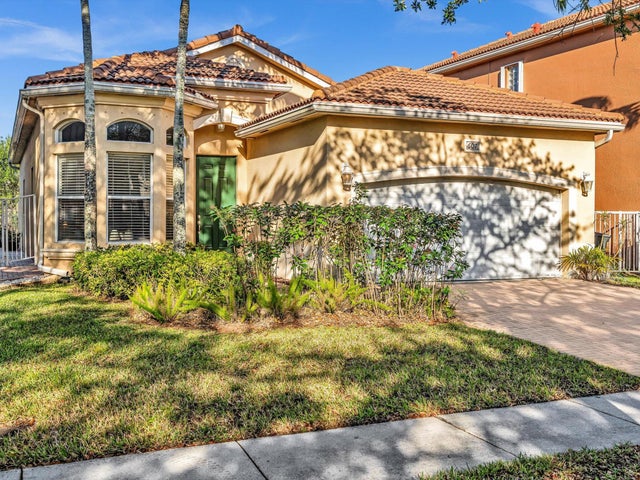 4 of 92 - 607 Gazetta Way, West Palm Beach, FL