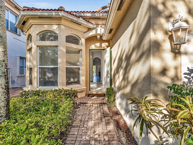 5 of 92 - 607 Gazetta Way, West Palm Beach, FL