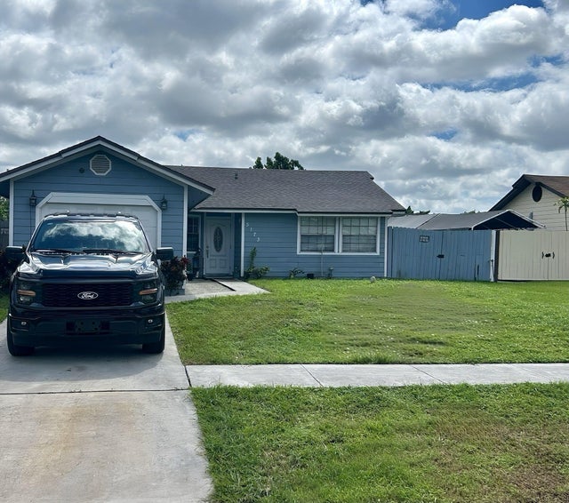 1 of 4 - 5173 El Claro Circle, Greenacres, FL