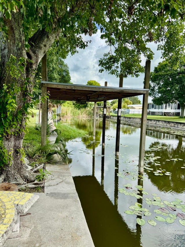 3 of 38 - 1397 Lake Drive W, Okeechobee, FL