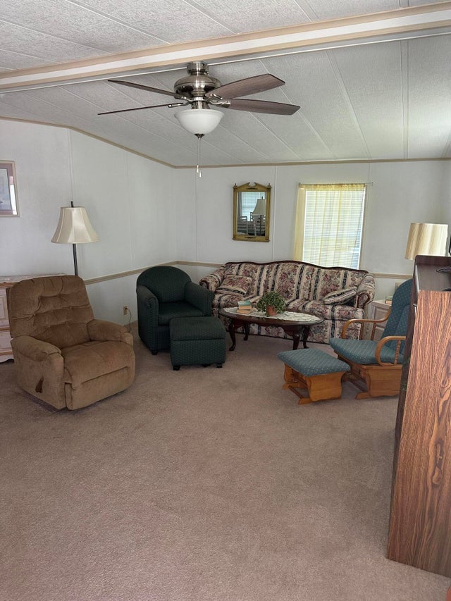 4 of 11 - 40 Spanish Way, Port Saint Lucie, FL