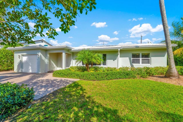 4 of 38 - 471 N Juno Lane, Juno Beach, FL