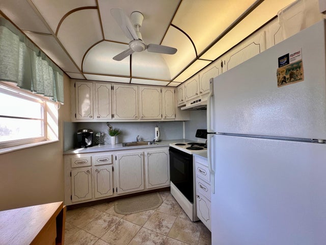 3 of 16 - 156 Bedford F, West Palm Beach, FL