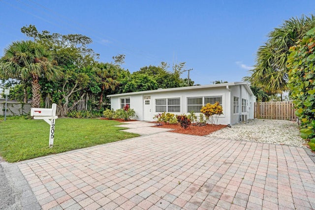 1 of 67 - 1205 S Lake Drive, Lantana, FL