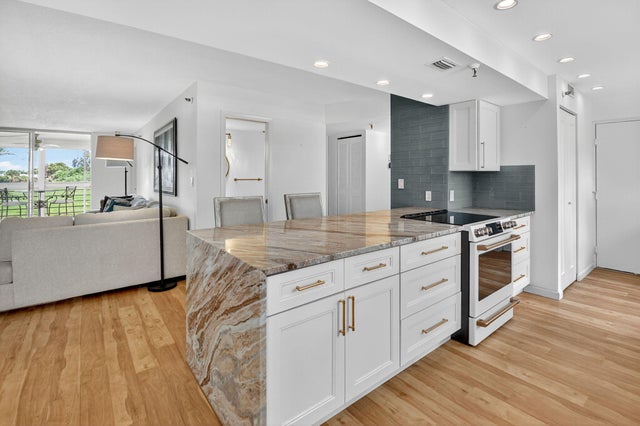 4 of 46 - 5340 Nw 2nd Avenue #220, Boca Raton, FL