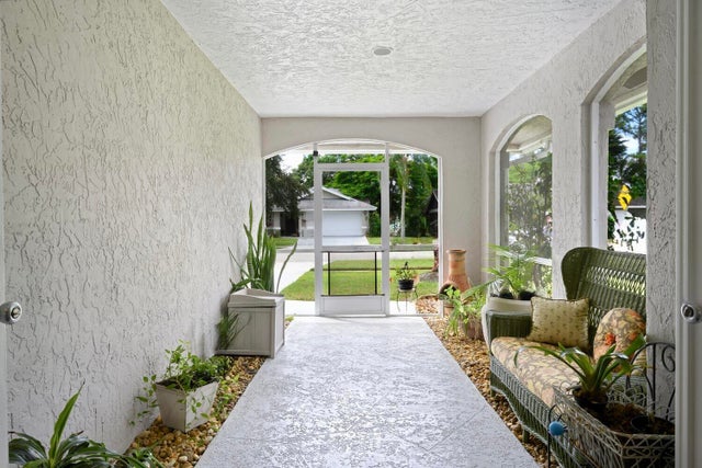 5 of 47 - 187 Parkwood Drive, Royal Palm Beach, FL