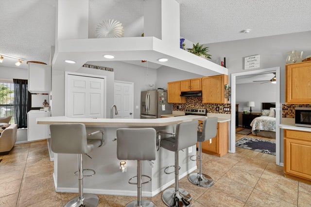 4 of 30 - 790 Nw Bayard Avenue, Port Saint Lucie, FL