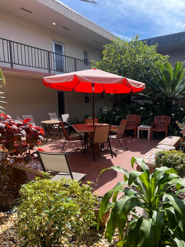 2 of 33 - 504 Davis Road #95, Palm Springs, FL