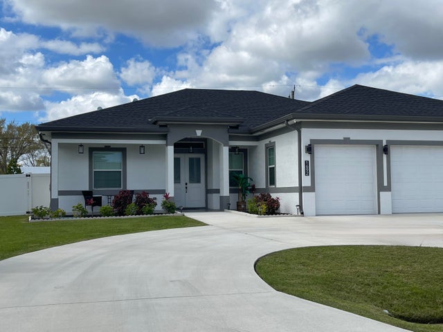 2 of 124 - 1692 Sw Paddock Street, Port Saint Lucie, FL