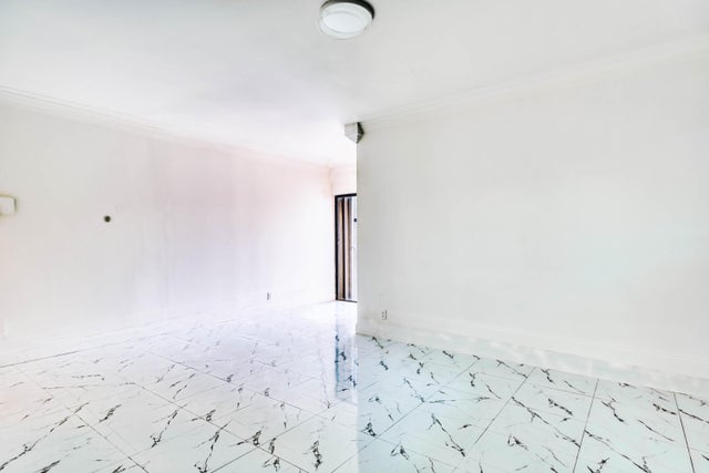2 of 42 - 101 Fairway Lane, Royal Palm Beach, FL