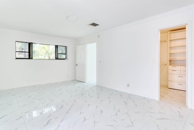 4 of 42 - 101 Fairway Lane, Royal Palm Beach, FL