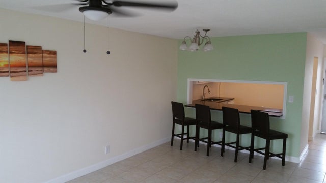 2 of 17 - 2534 Garden Drive S #202, Lake Worth, FL