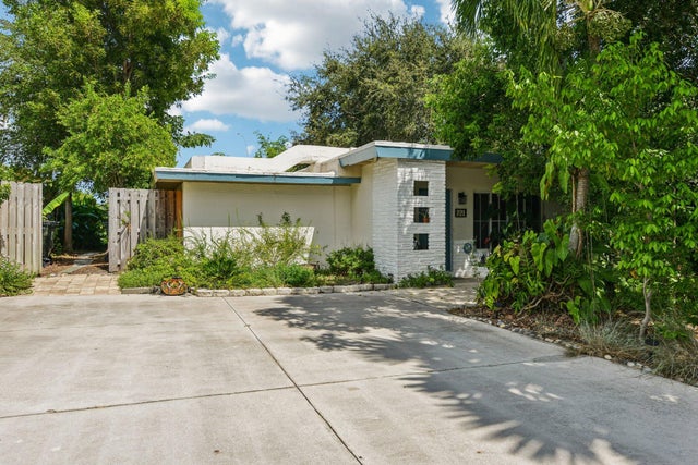 1 of 47 - 221 Ne 17th Street, Delray Beach, FL