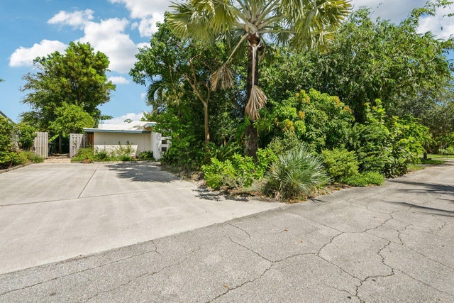 3 of 47 - 221 Ne 17th Street, Delray Beach, FL