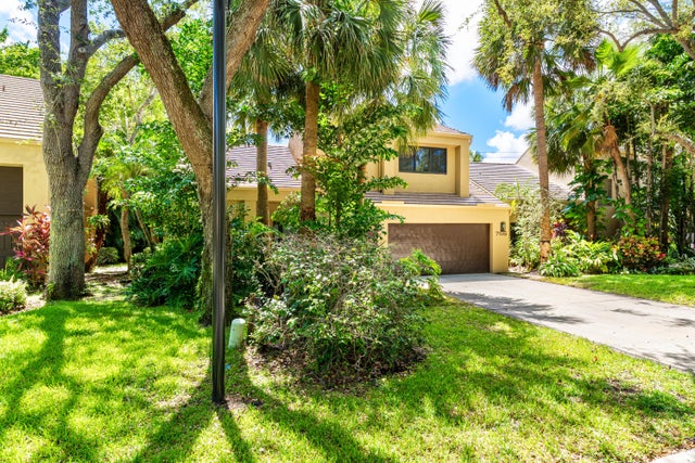 755 St Albans Drive, Boca Raton