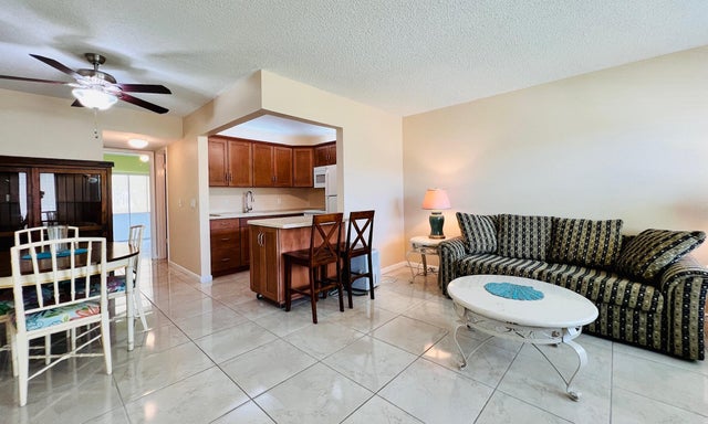 4 of 14 - 312 Northampton P, West Palm Beach, FL