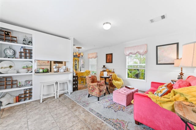 5 of 28 - 2 E View Street, Lantana, FL