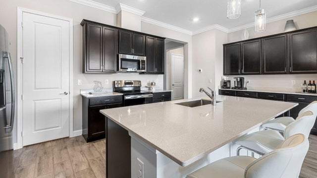 2 of 19 - 1236 Se Woodbine Road, Port Saint Lucie, FL