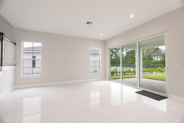4 of 48 - 259 Se Via Bisento, Port Saint Lucie, FL