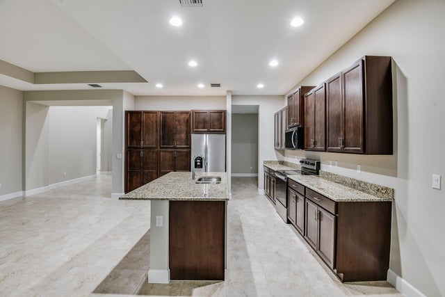 4 of 47 - 13861 Prickly Cone Cove, Westlake, FL