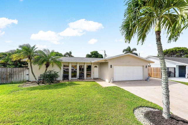 3 of 37 - 7536 Cocoanut Drive, Lake Worth, FL