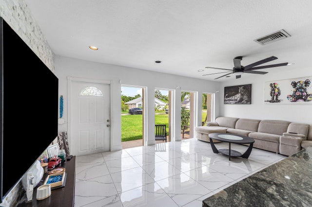 4 of 37 - 7536 Cocoanut Drive, Lake Worth, FL