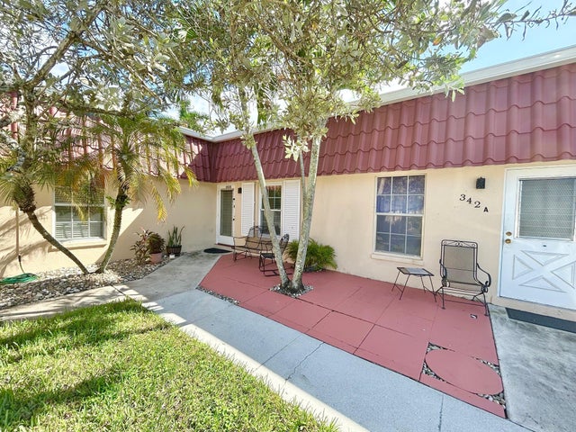 2 of 56 - 342 Covered Bridge Boulevard #b, Lake Worth, FL