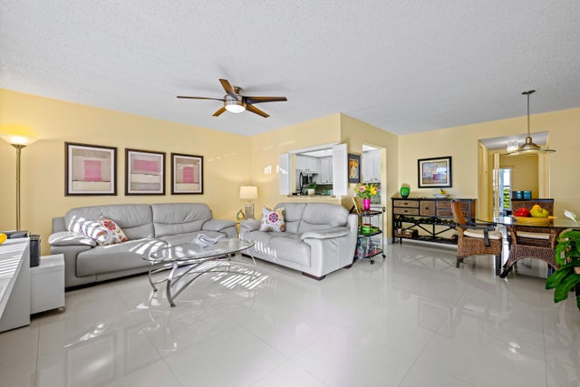 2 of 20 - 310 Farnham M #310, Deerfield Beach, FL