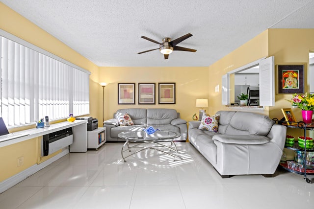 5 of 20 - 310 Farnham M #310, Deerfield Beach, FL