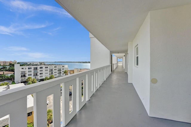 3 of 61 - 231 E Lantana Road #702, Lantana, FL