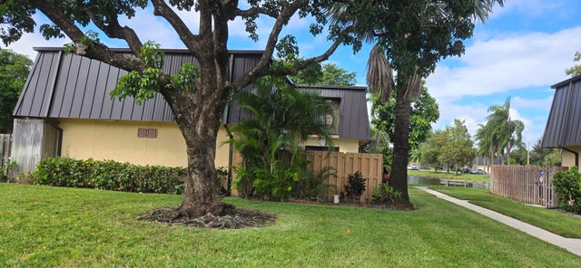 1 of 27 - 2312 Waterside Drive #38-b, Lake Worth, FL