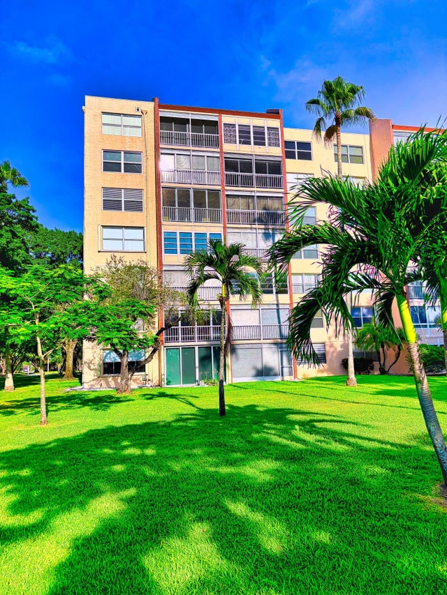 1 of 22 - 14623 Bonaire Boulevard #510, Delray Beach, FL