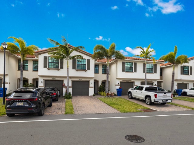 1 of 31 - 6011 Woods Edge Circle, Palm Beach Gardens, FL